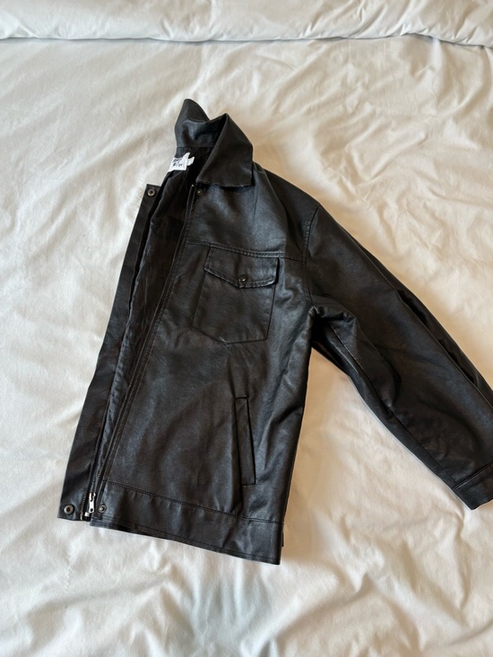 Princess Polly Jackets & Blazers - Princess Polly Black Faux Leather Jacket with Zip